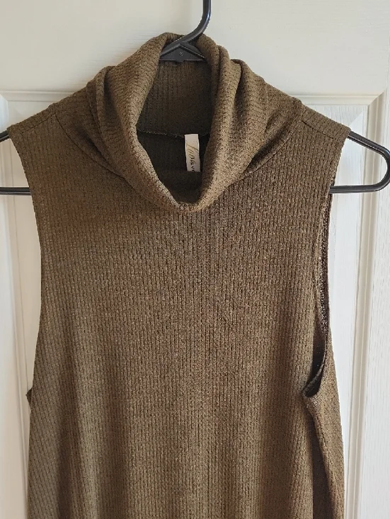 Mendocino Olive Sleeveless Cowl Neck Tunic Womens L - Picture 2 of 7